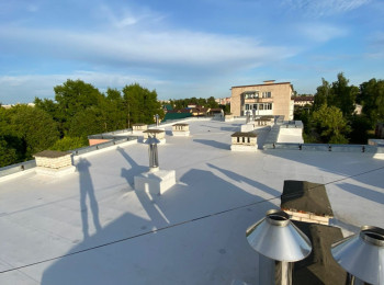 Ремонт кровли. Монтаж ПВХ-Мембраны