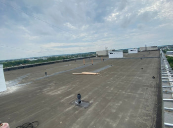 Ремонт кровли. Монтаж ПВХ-Мембраны